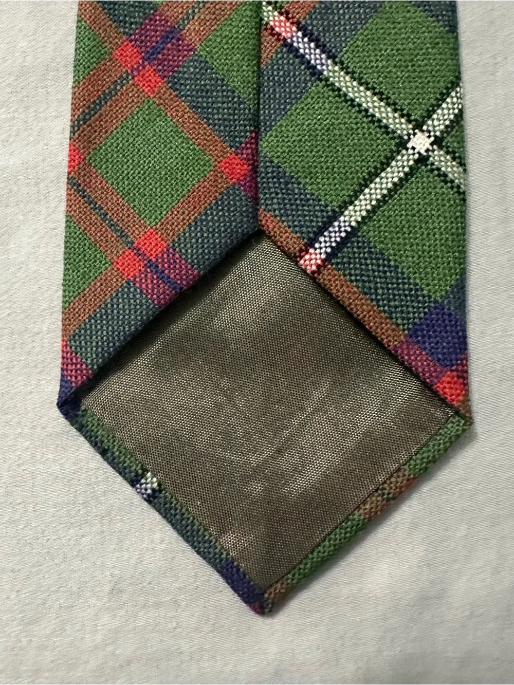 Shaw Clan Tartan Wool Tie Made in Scotland Green Red Blue Plaid Scottish Crest